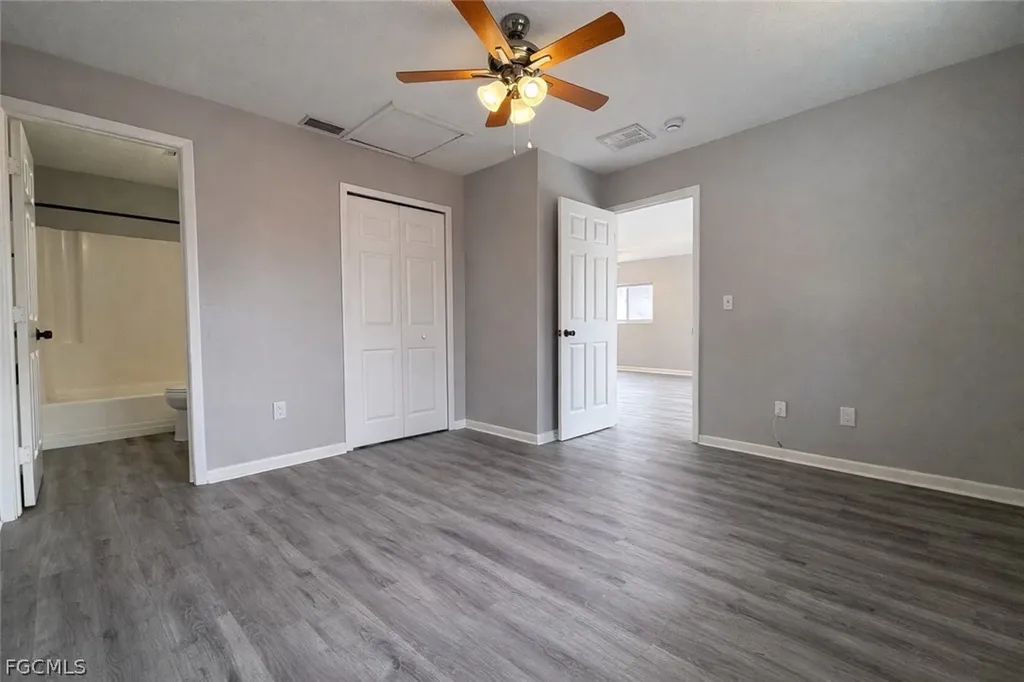 1718 SW Santa Barbara Place Cape Coral FL 33991