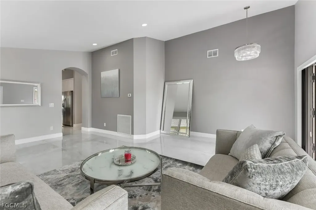 15613 Beachcomber Avenue Fort Myers FL 33908
