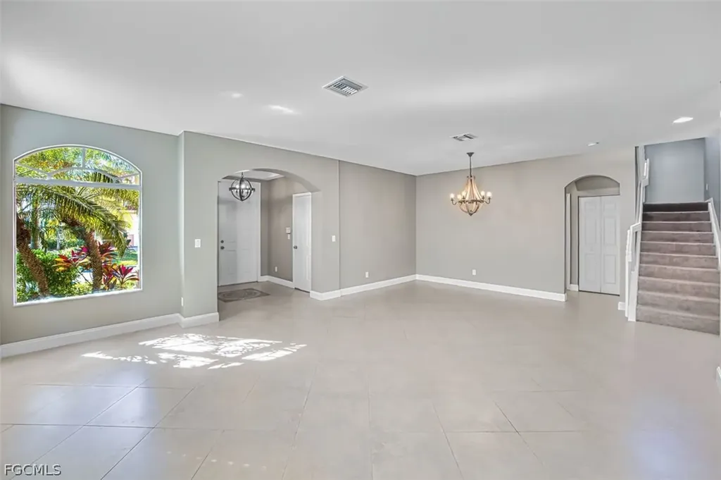 8306 Sumner Avenue Fort Myers FL 33908