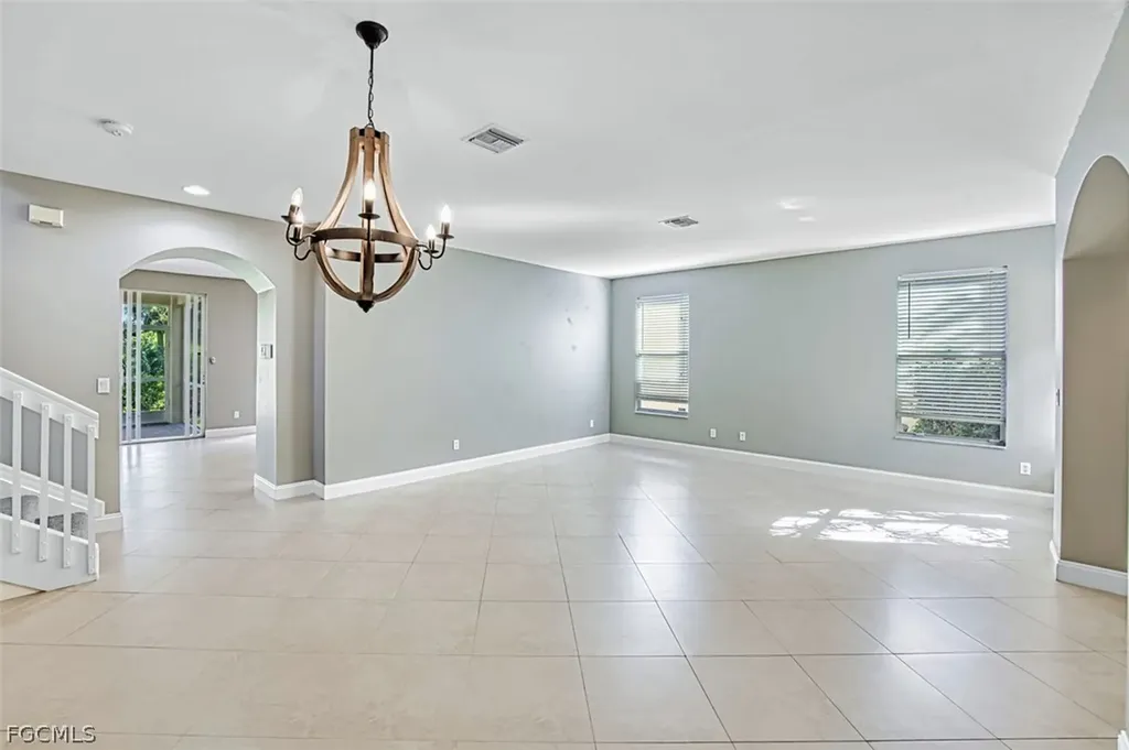 8306 Sumner Avenue Fort Myers FL 33908