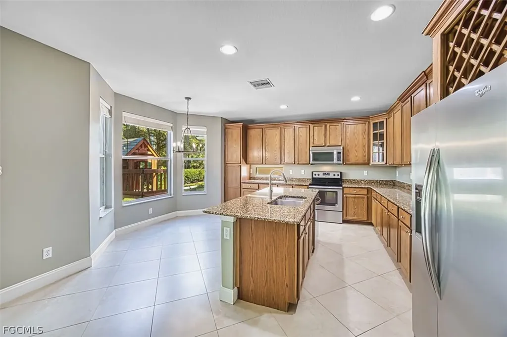 8306 Sumner Avenue Fort Myers FL 33908