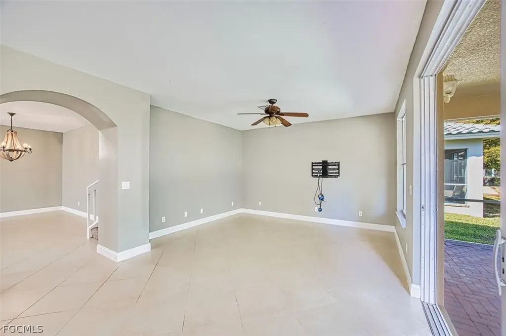 8306 Sumner Avenue Fort Myers FL 33908