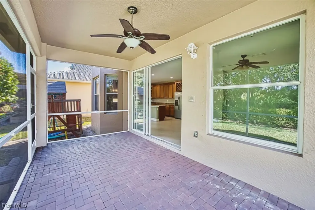 8306 Sumner Avenue Fort Myers FL 33908