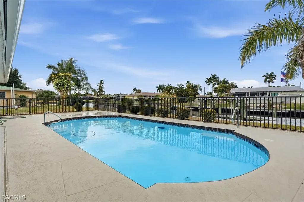 405 Tower Drive Cape Coral FL 33904