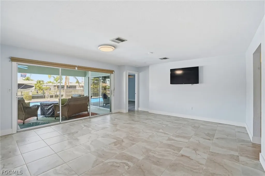 405 Tower Drive Cape Coral FL 33904