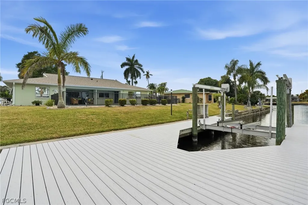 405 Tower Drive Cape Coral FL 33904