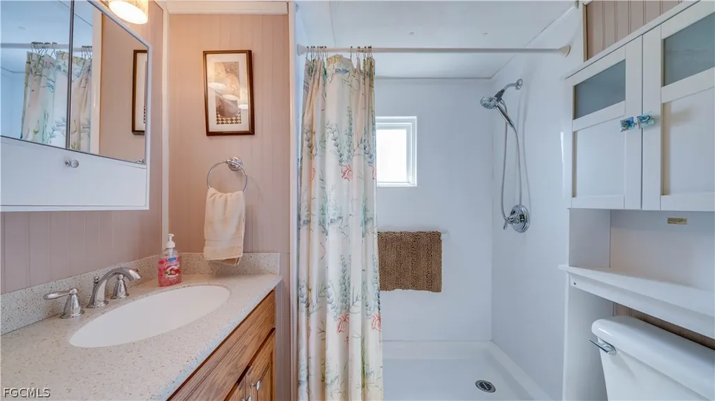 4777 Sandpiper Drive St. James City FL 33956