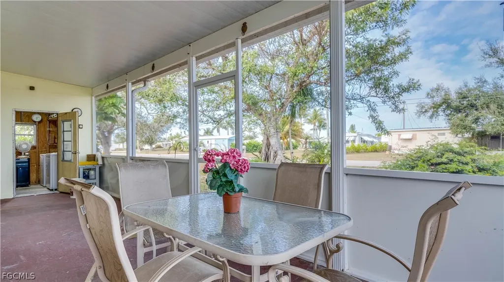 4777 Sandpiper Drive St. James City FL 33956