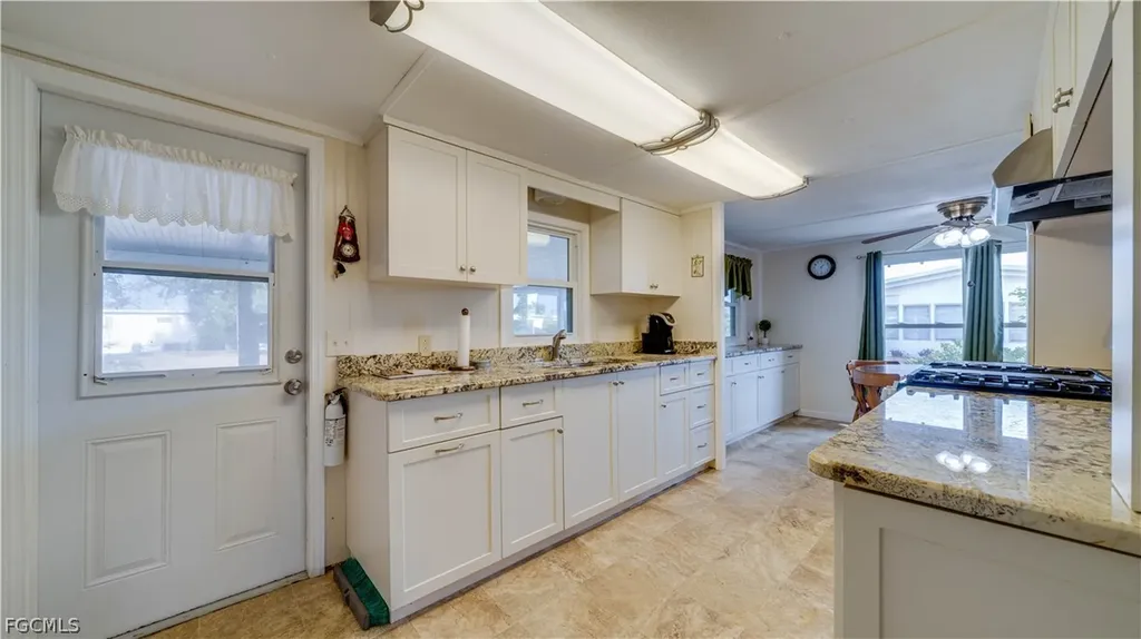 4777 Sandpiper Drive St. James City FL 33956