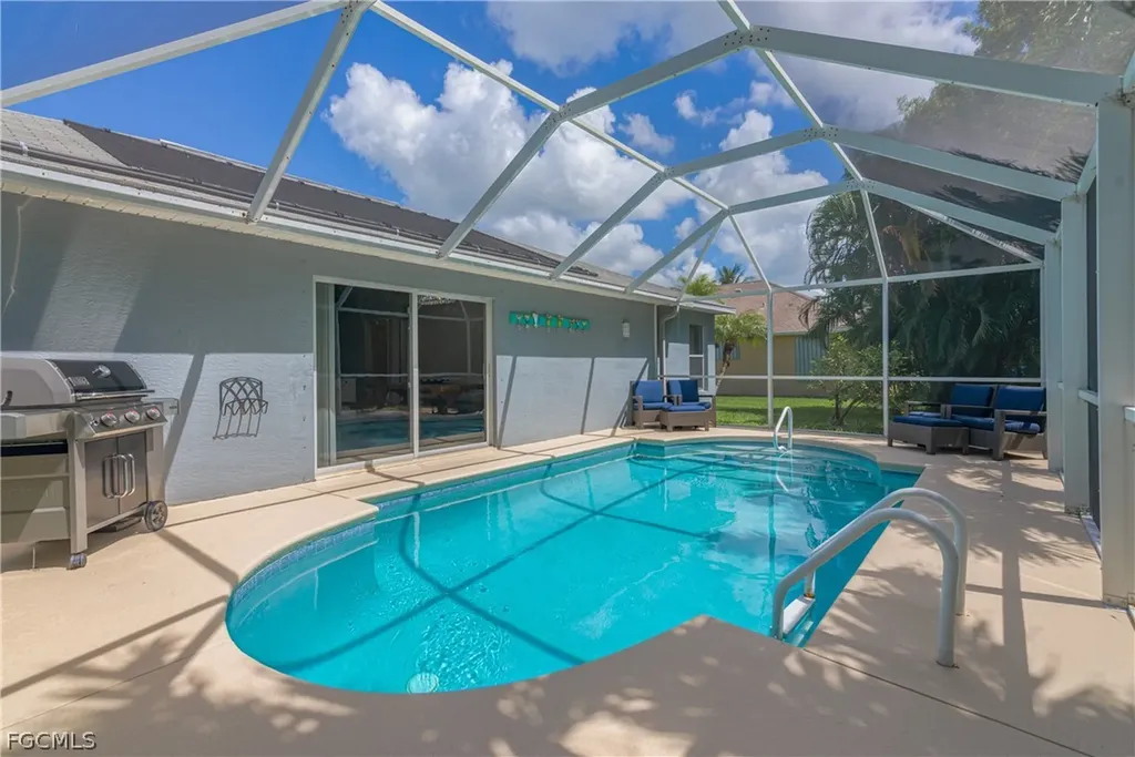 2586 SW 27th Street Cape Coral FL 33914
