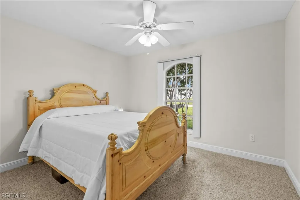 2586 SW 27th Street Cape Coral FL 33914