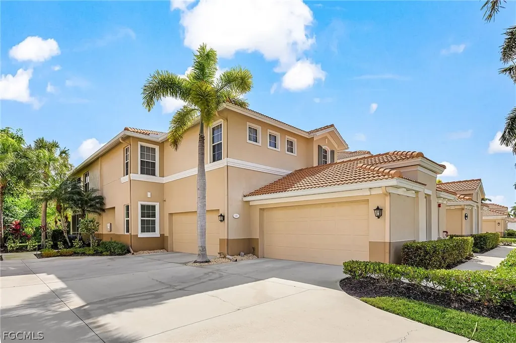 Fort Myers FL, 11033 Harbour Yacht Court, Unit 101