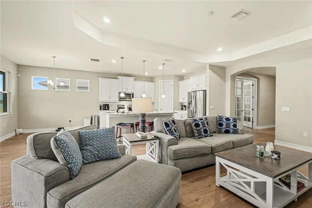 911 Stonewater Lake Terrace Cape Coral FL 33993