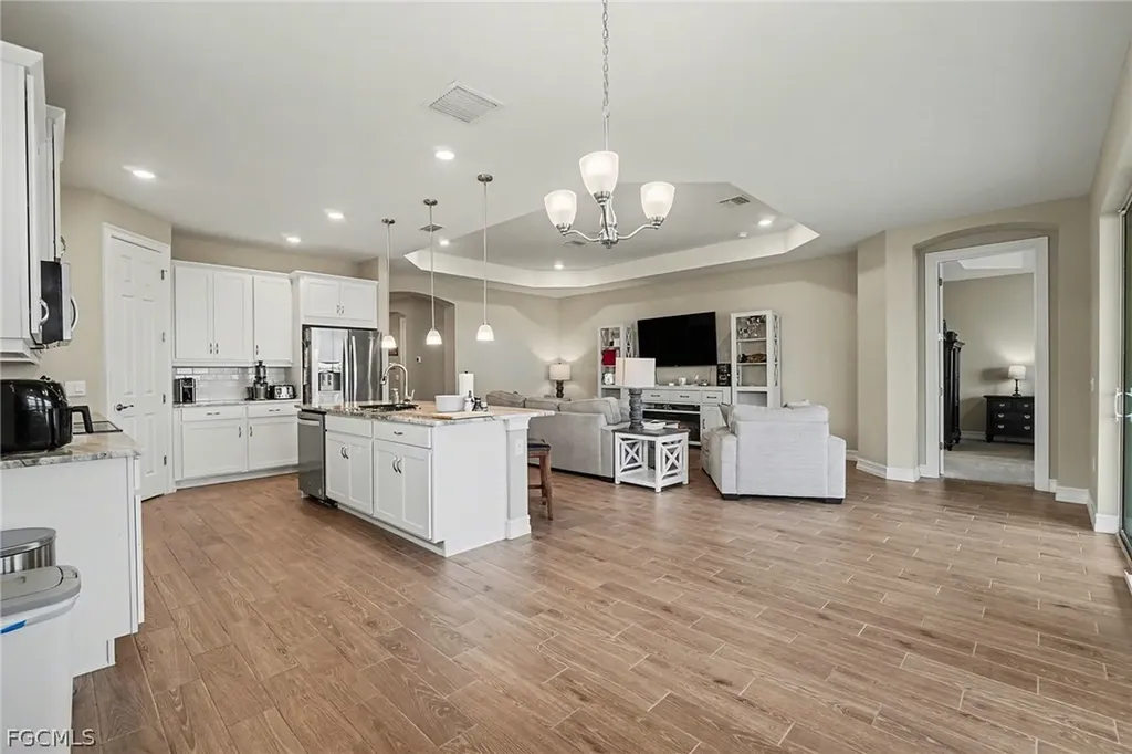 911 Stonewater Lake Terrace Cape Coral FL 33993