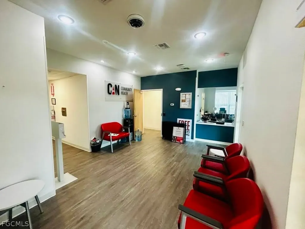 1224 Del Prado Boulevard S Cape Coral FL 33990