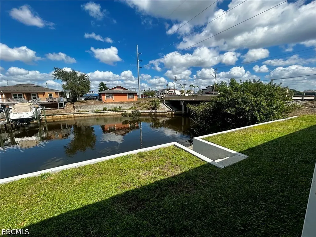 1224 Del Prado Boulevard S Cape Coral FL 33990
