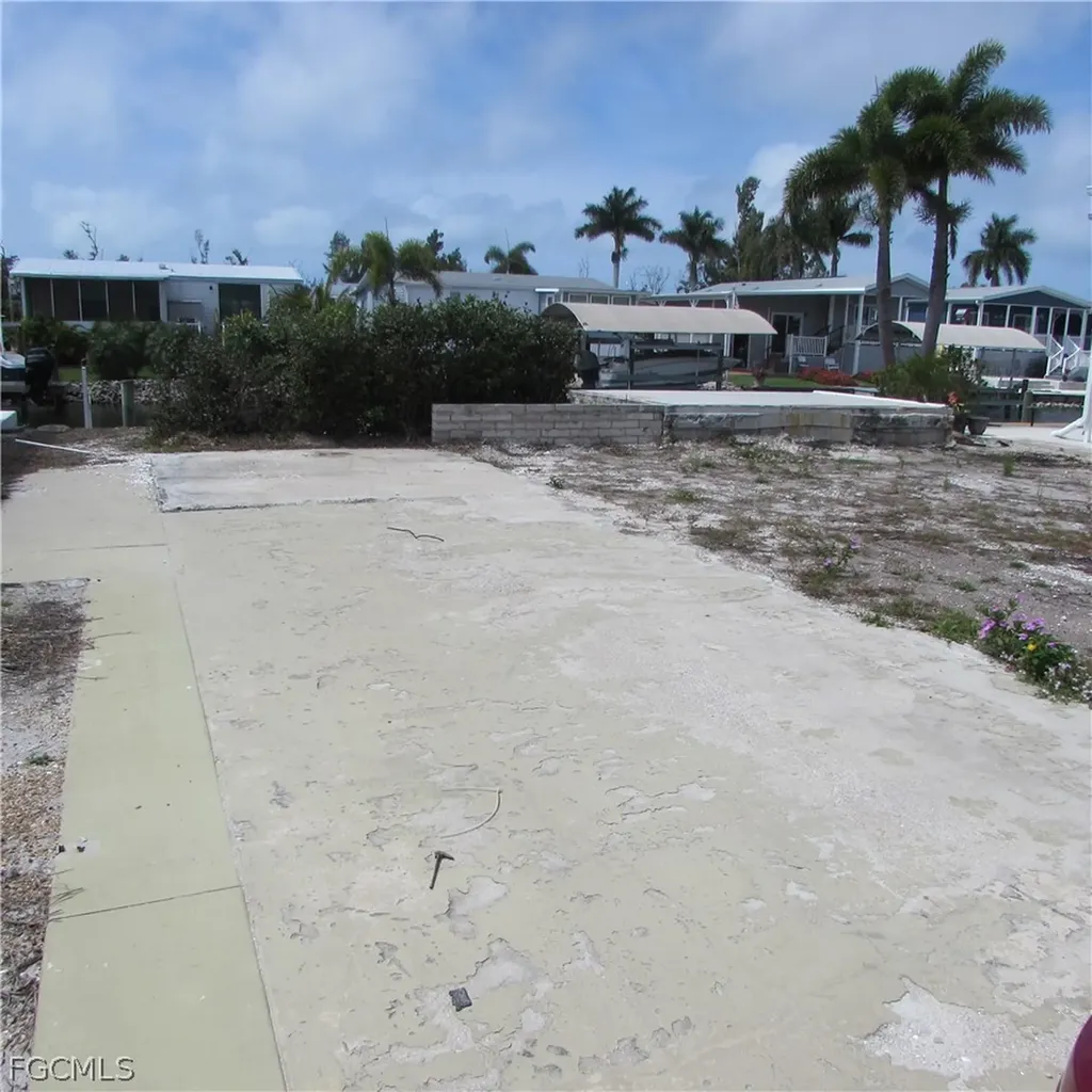 5004 Gulfgate Lane Pine Island Cove FL 33956