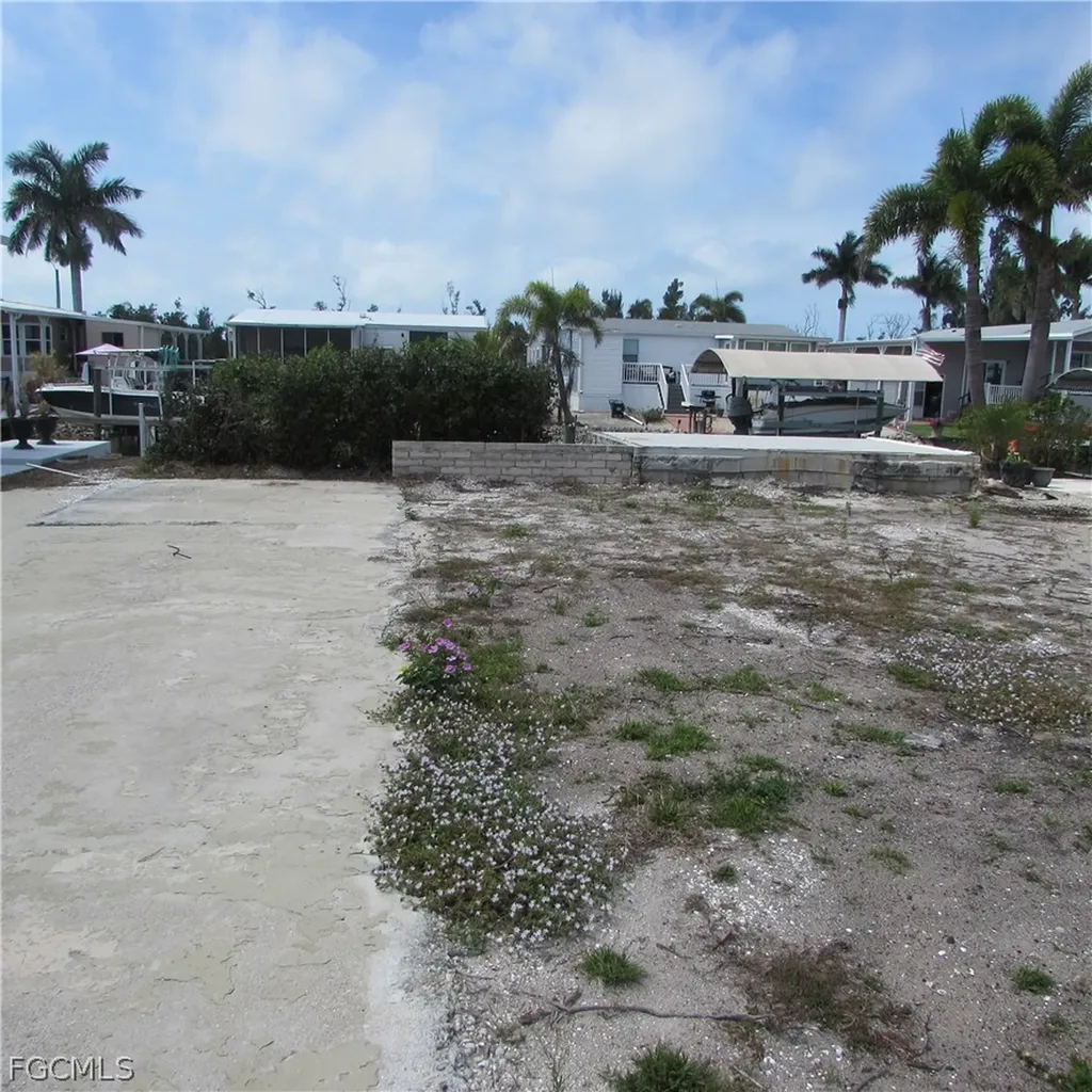 5004 Gulfgate Lane Pine Island Cove FL 33956