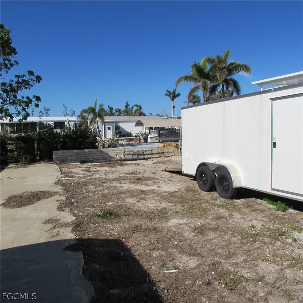 5004 Gulfgate Lane Pine Island Cove FL 33956