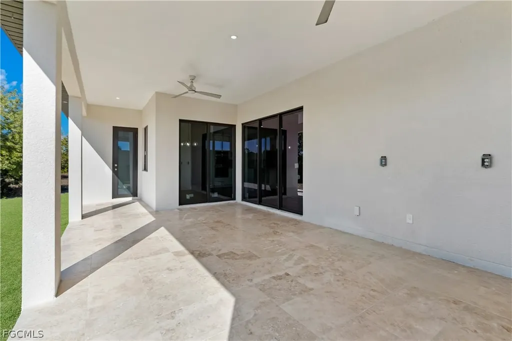 1132 NW 28th Avenue Cape Coral FL 33993