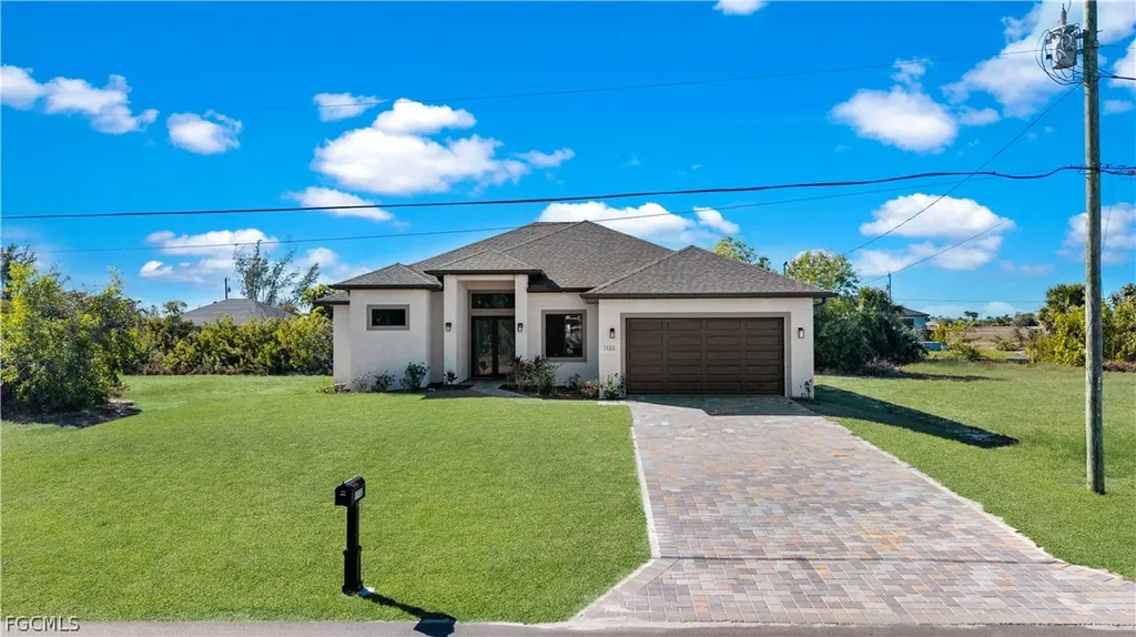 1132 NW 28th Avenue Cape Coral FL 33993