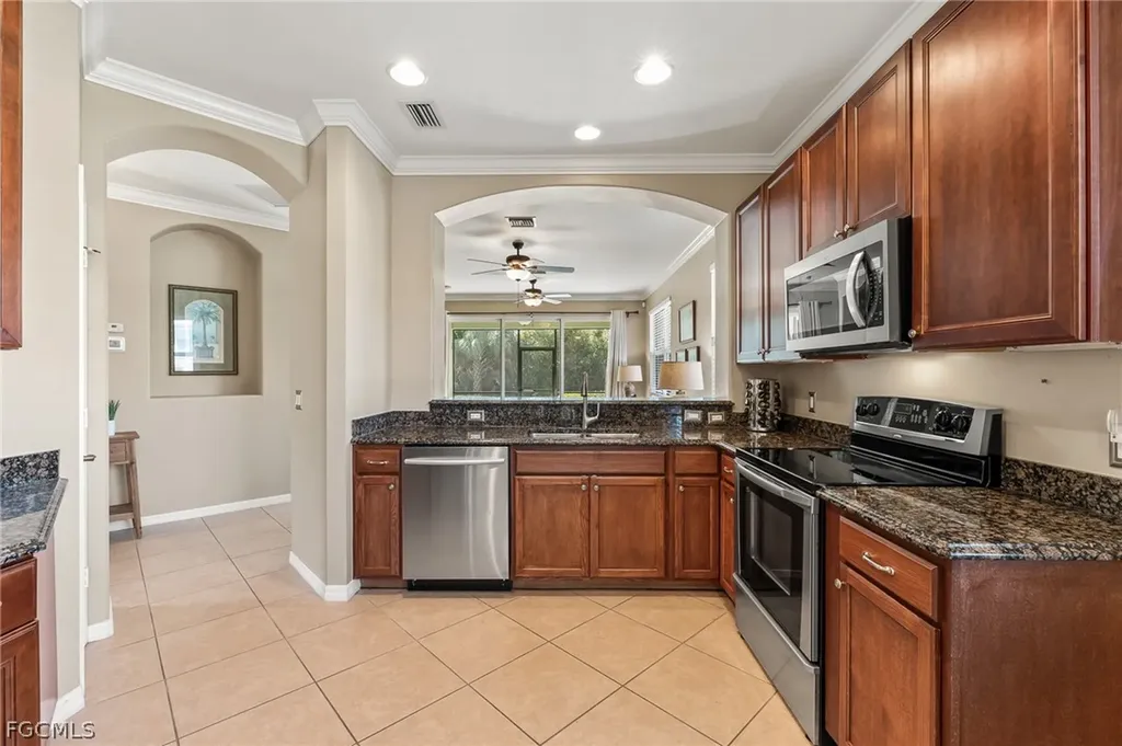 10614 Camarelle Circle N Fort Myers FL 33913