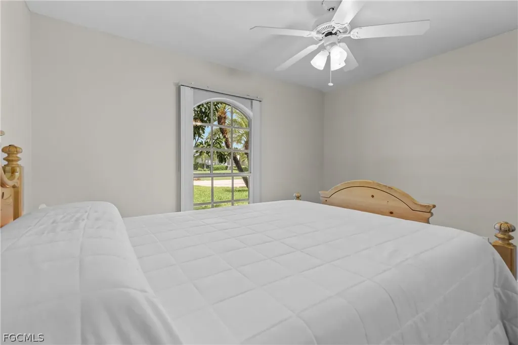 2586 SW 27th Street Cape Coral FL 33914