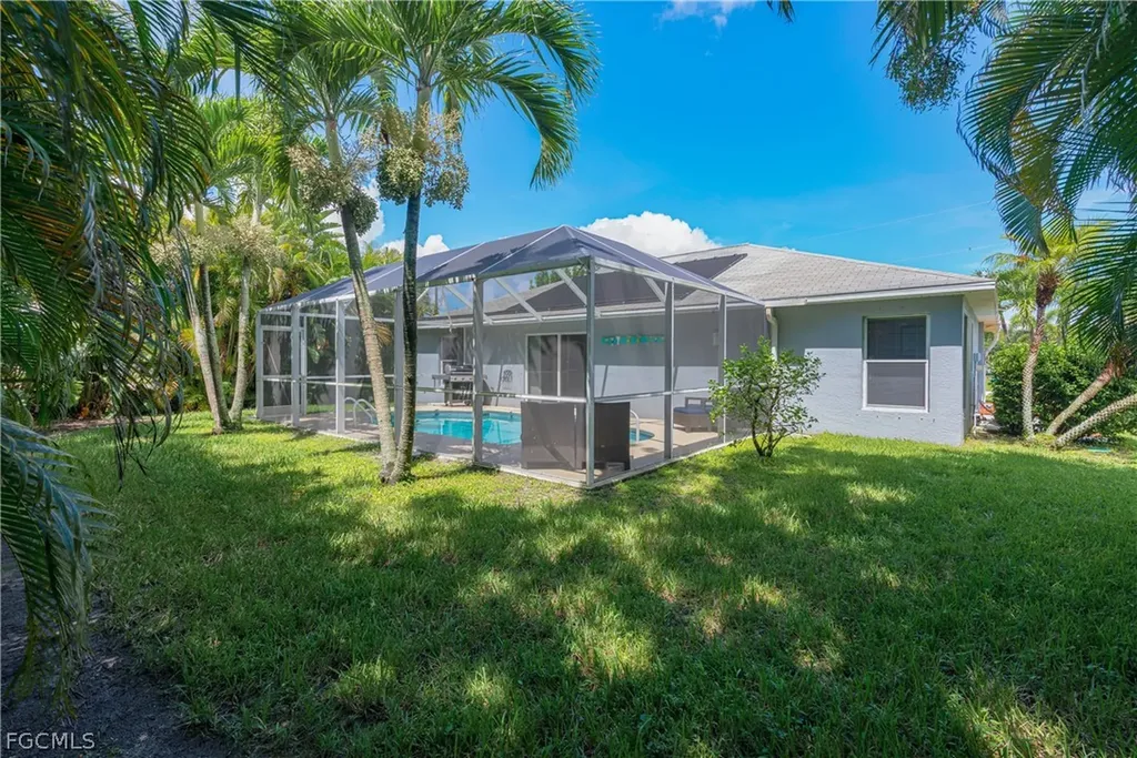 2586 SW 27th Street Cape Coral FL 33914