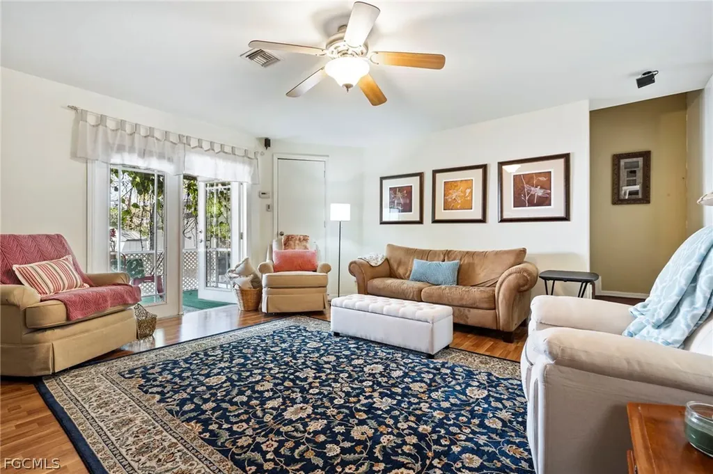 2724 3rd Street SW Lehigh Acres FL 33976