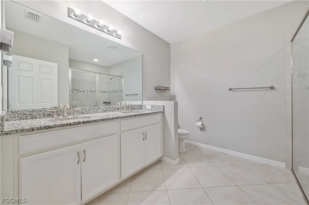 4390 Dutchess Park Road Fort Myers FL 33916