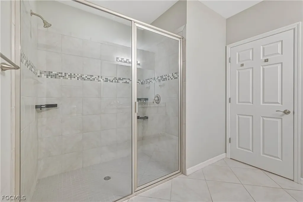 4390 Dutchess Park Road Fort Myers FL 33916