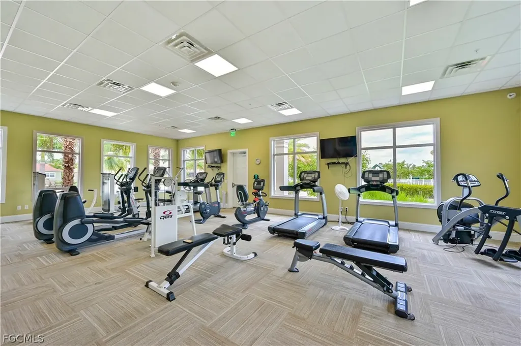 4390 Dutchess Park Road Fort Myers FL 33916
