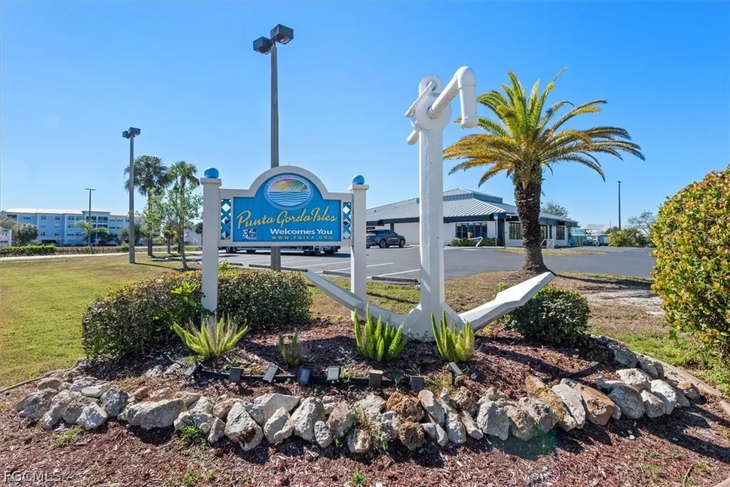 3786 Whippoorwill Boulevard Punta Gorda FL 33950