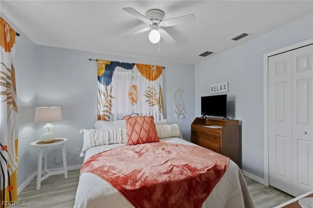 303 NE 13th Avenue Cape Coral FL 33909