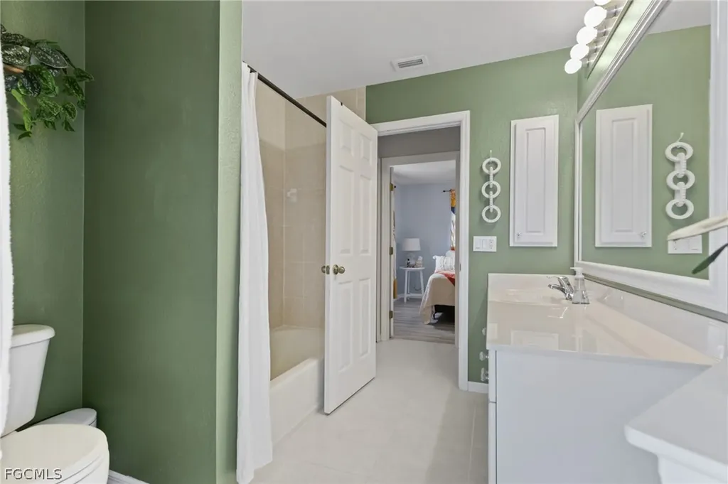 303 NE 13th Avenue Cape Coral FL 33909
