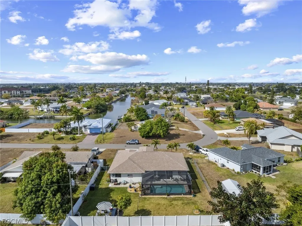 303 NE 13th Avenue Cape Coral FL 33909