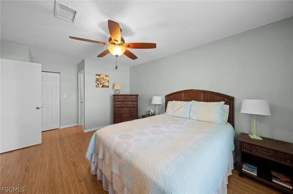 7068 Nantucket Circle North Fort Myers FL 33917