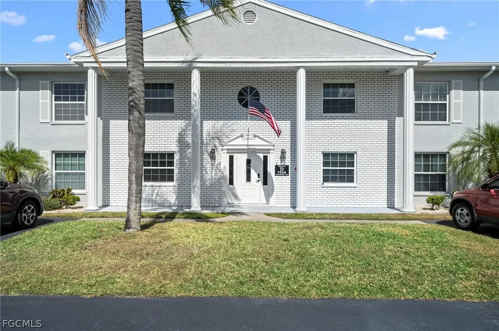 7068 Nantucket Circle North Fort Myers FL 33917