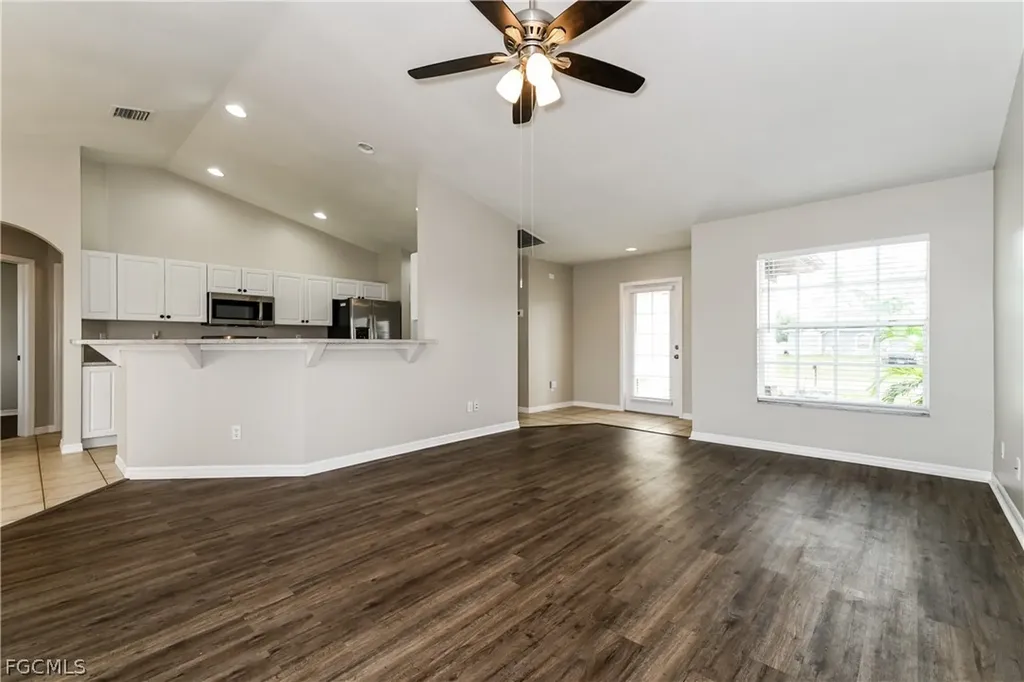 1141 SW 6th Terrace Cape Coral FL 33991