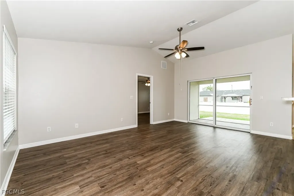 1141 SW 6th Terrace Cape Coral FL 33991