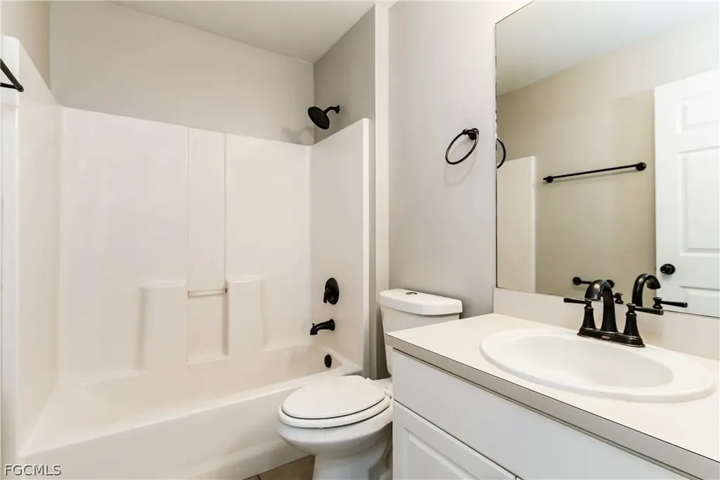 1141 SW 6th Terrace Cape Coral FL 33991