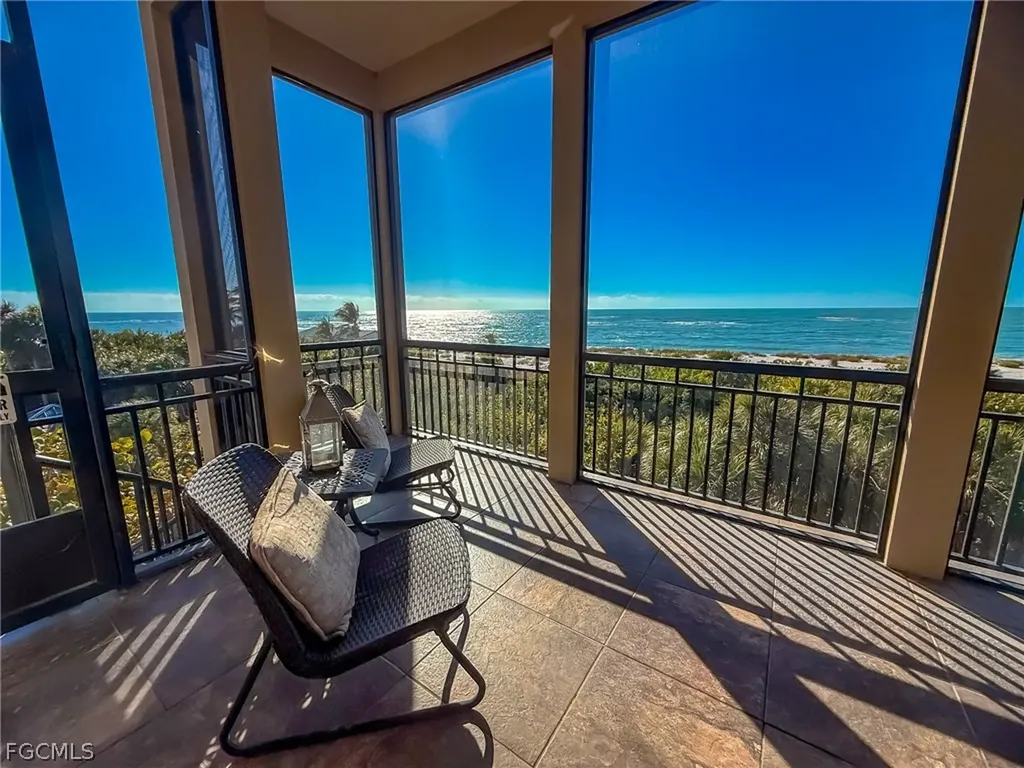 660 Gulf Lane Upper Captiva FL 33924