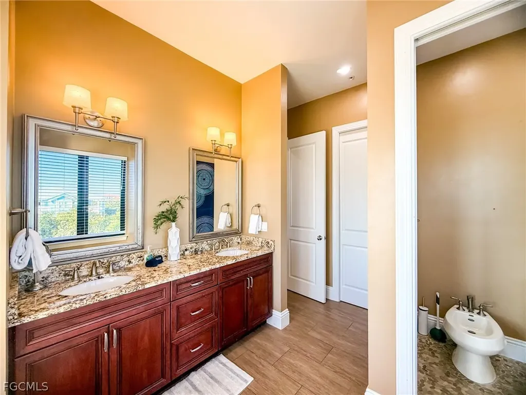 660 Gulf Lane Upper Captiva FL 33924