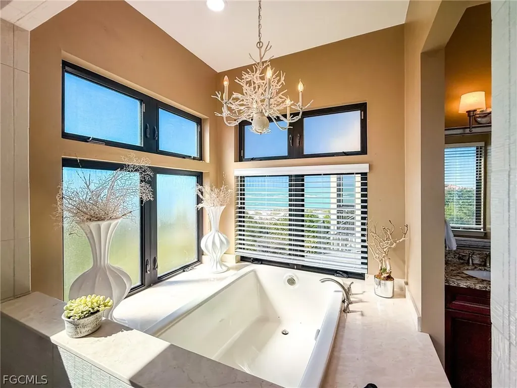 660 Gulf Lane Upper Captiva FL 33924