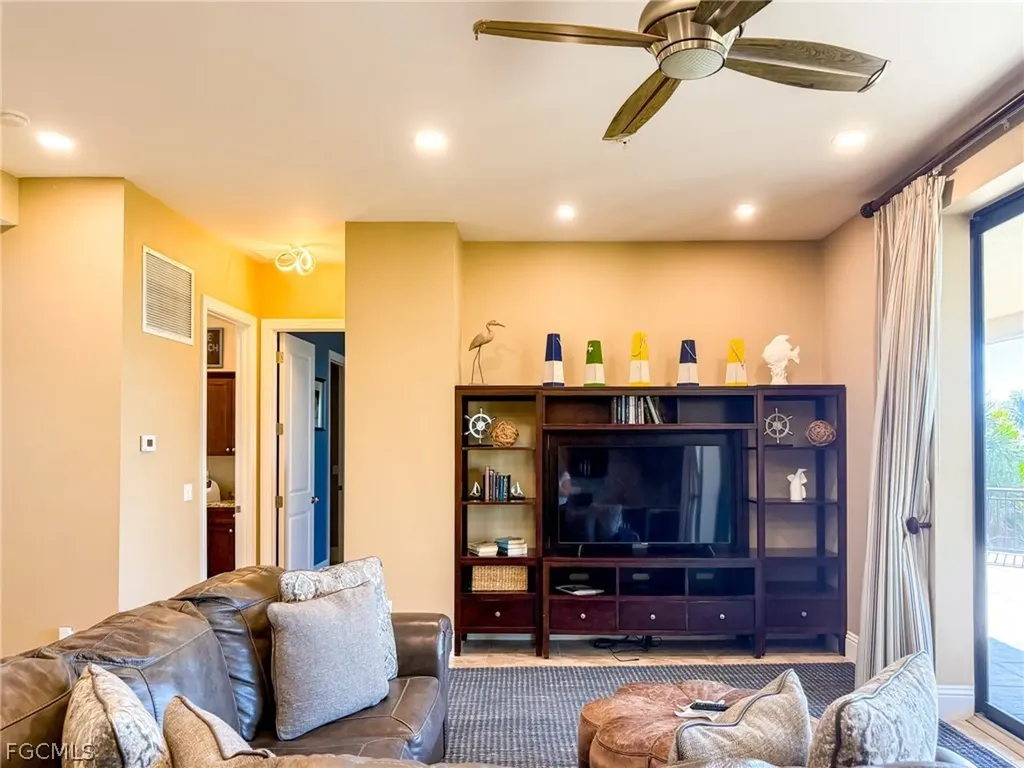 660 Gulf Lane Upper Captiva FL 33924