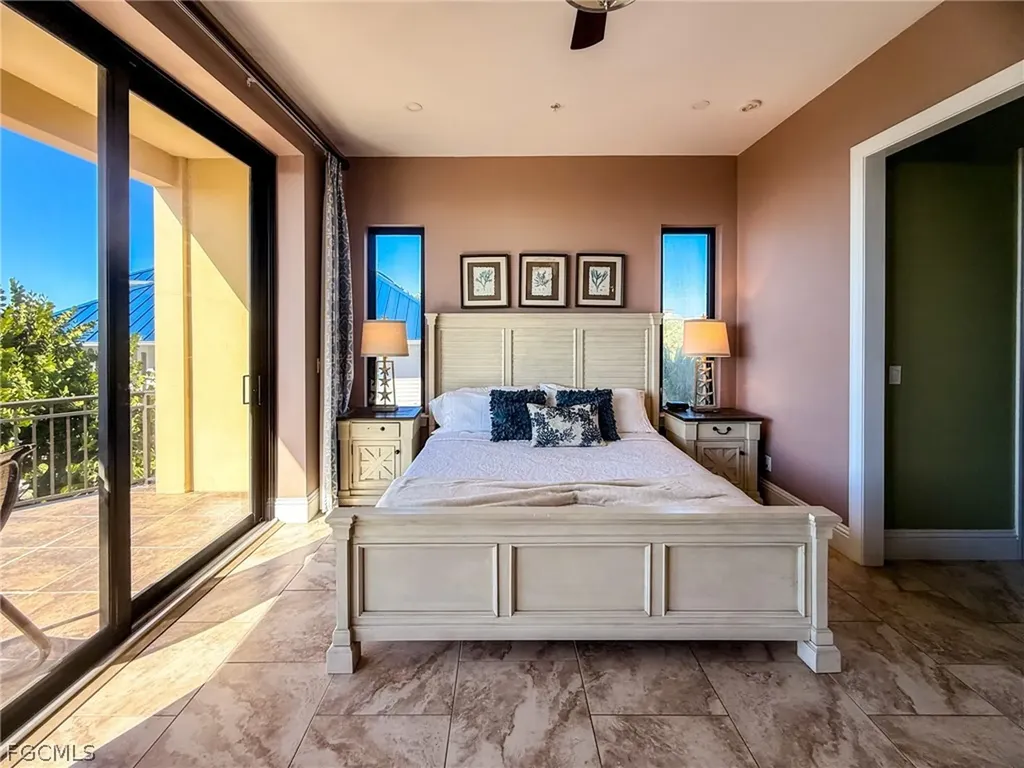 660 Gulf Lane Upper Captiva FL 33924