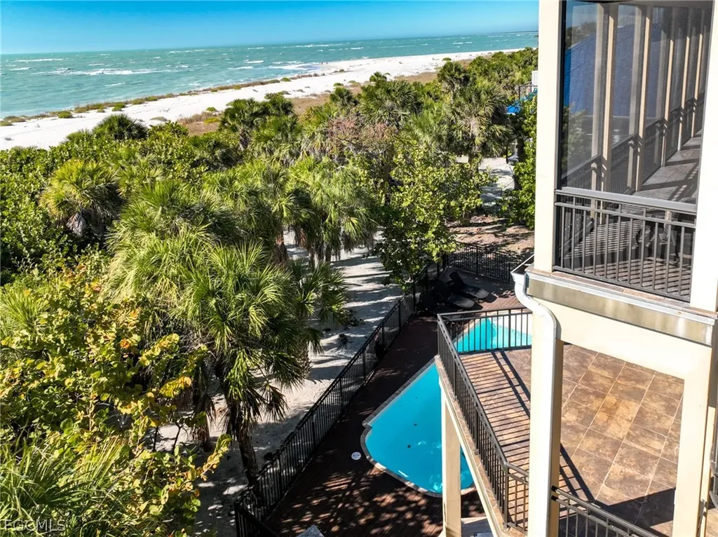 660 Gulf Lane Upper Captiva FL 33924