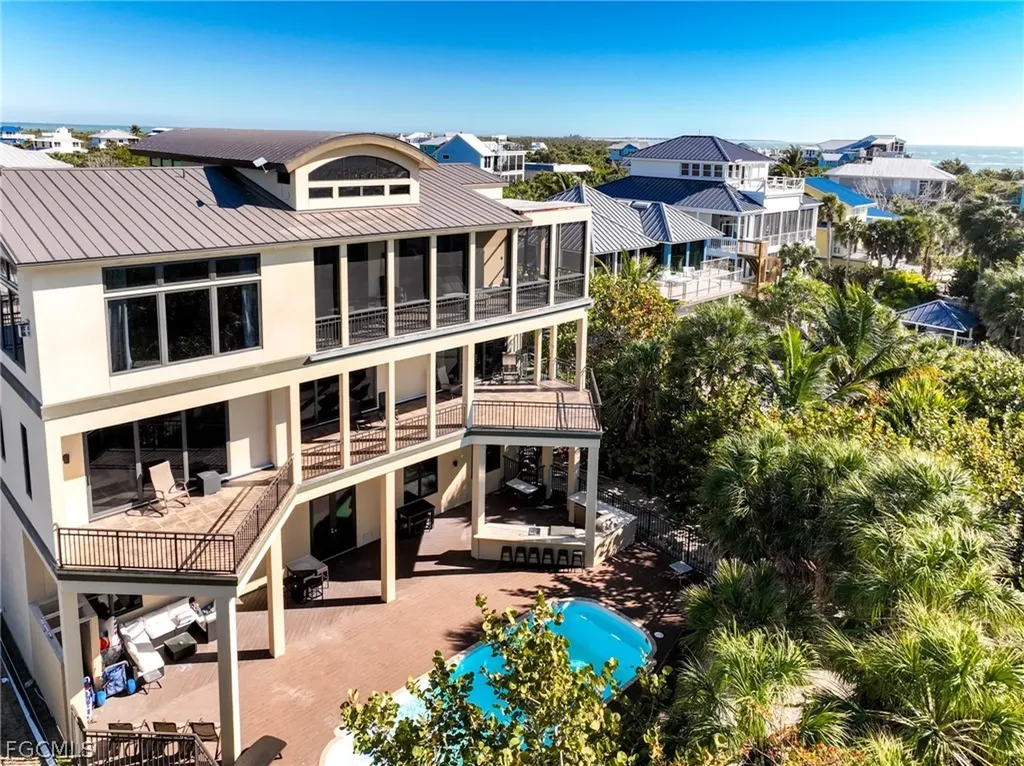 660 Gulf Lane Upper Captiva FL 33924