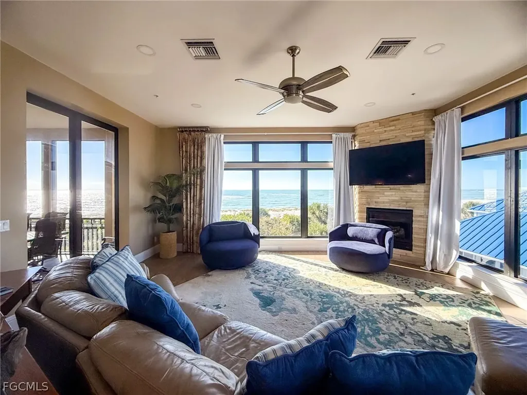 660 Gulf Lane Upper Captiva FL 33924
