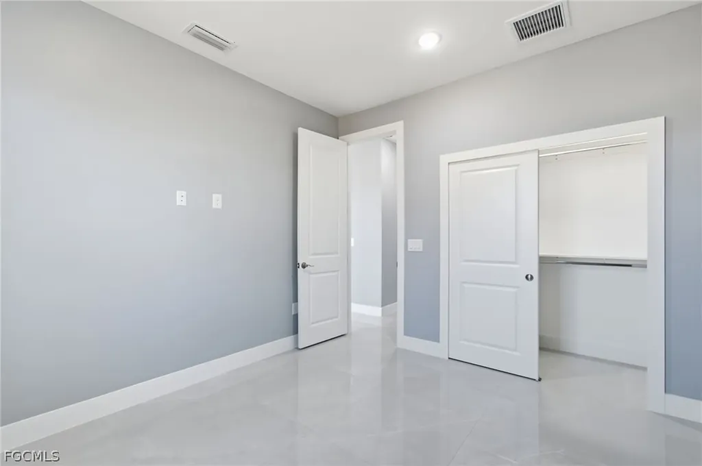 4903 Lee Circle N Lehigh Acres FL 33971